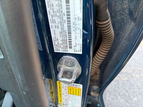 Used 2020 Ford Escape SEL image 16