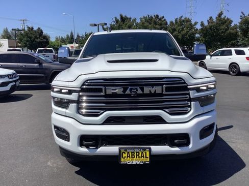 New 2026 RAM 2500 Laramie w/ Sport Appearance Package AWD/4WD image 4