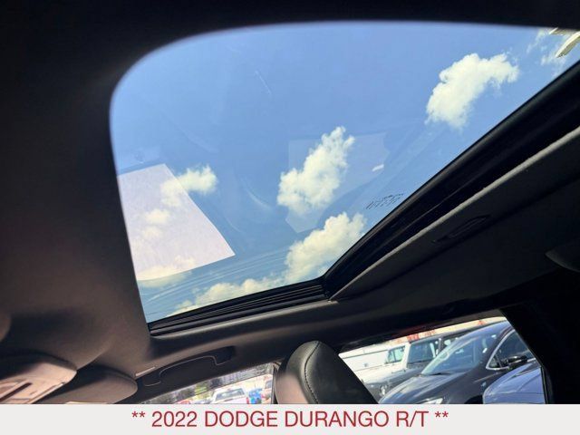 Used 2022 Dodge Durango R/T w/ Blacktop Package AWD/4WD image 17