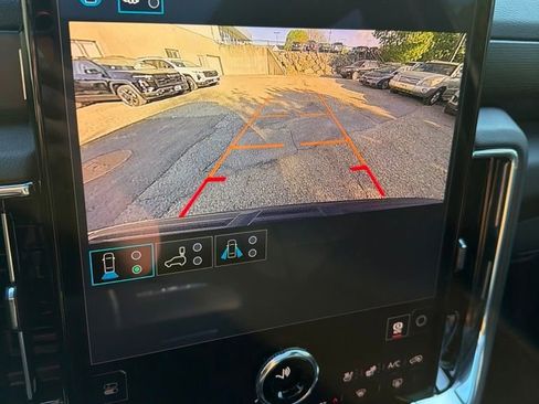 Used 2026 GMC Yukon Denali w/ Sun & Power Step Package AWD/4WD image 30