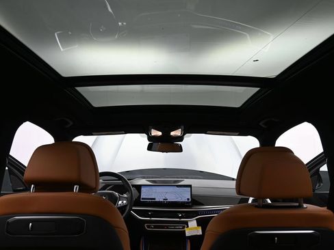New 2026 BMW X5 xDrive40i AWD/4WD image 17