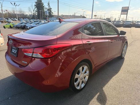 Used 2012 Hyundai Elantra Limited w/ Technology Pkg 5 image 6