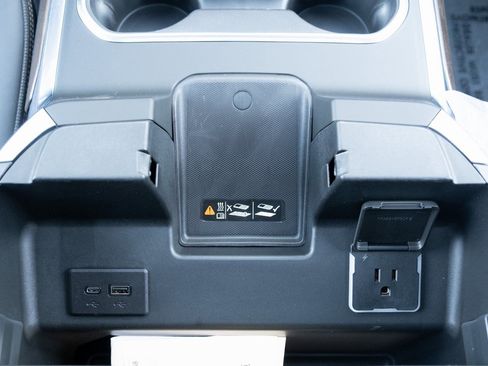 New 2026 Chevrolet Silverado 3500 High Country w/ High Country Premium Package image 9