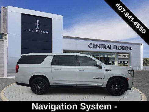 Used 2023 GMC Yukon XL Denali w/ Denali Reserve Package RWD image 2