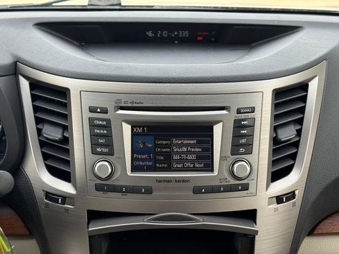 Used 2014 Subaru Outback 2.5i Limited image 12