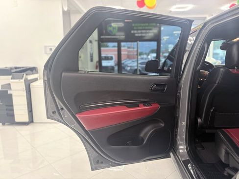 Used 2022 Dodge Durango R/T w/ Blacktop Package AWD/4WD image 38