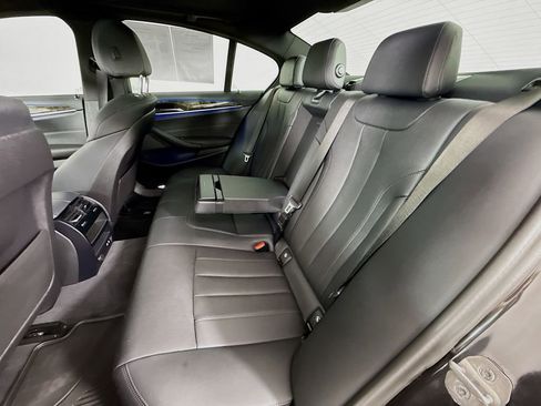 Used 2023 BMW 530i xDrive w/ Convenience Package image 28