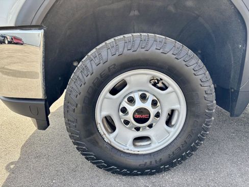 Used 2022 GMC Sierra 2500 Pro w/ Convenience Package AWD/4WD image 29