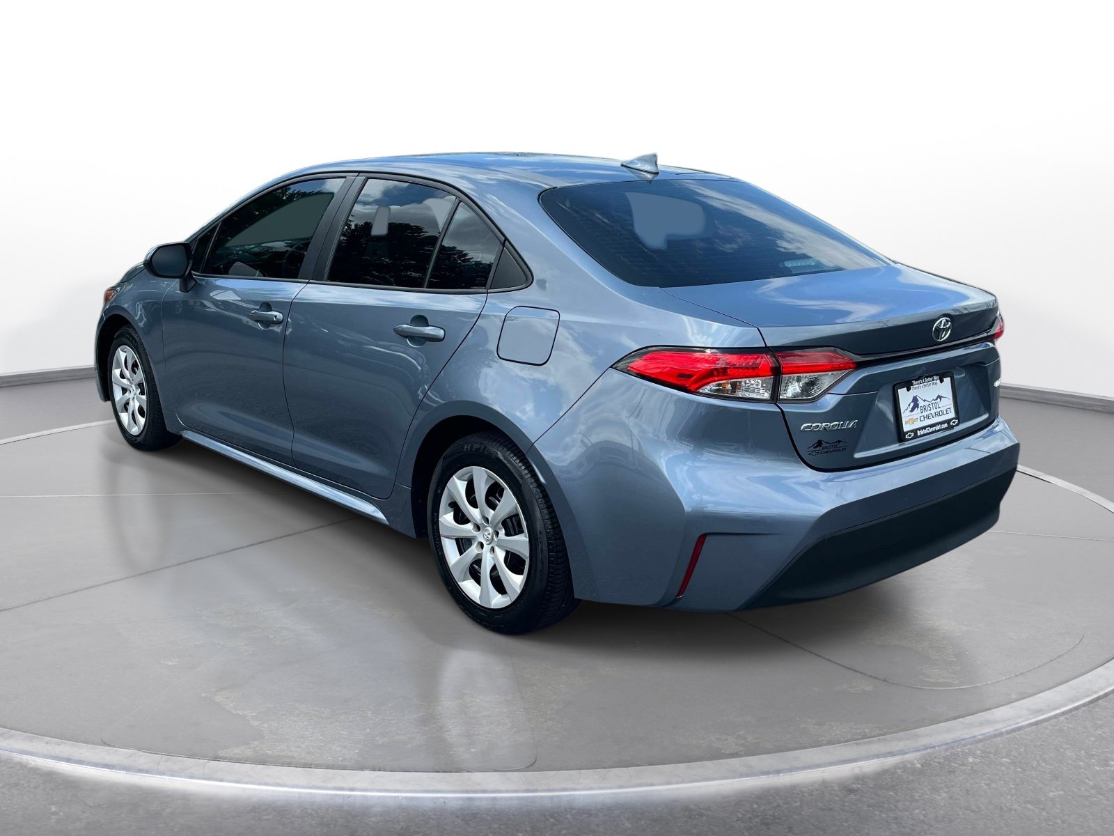 Used 2024 Toyota Corolla LE FWD image 7