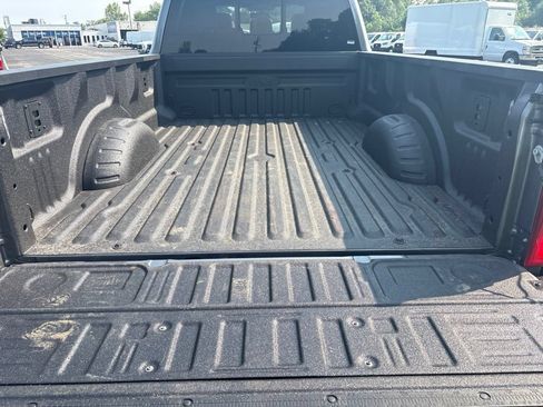 Used 2024 Ford F250 Lariat w/ Black Appearance Package AWD/4WD image 4