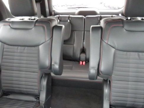 New 2026 Ford Explorer ST-Line image 8