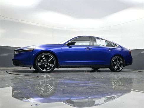 Used 2023 Honda Accord Sport image 31