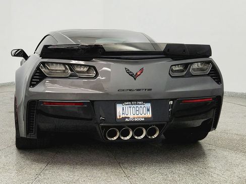 Used 2015 Chevrolet Corvette Z06 w/ 3LZ Preferred Equipment Group RWD image 4