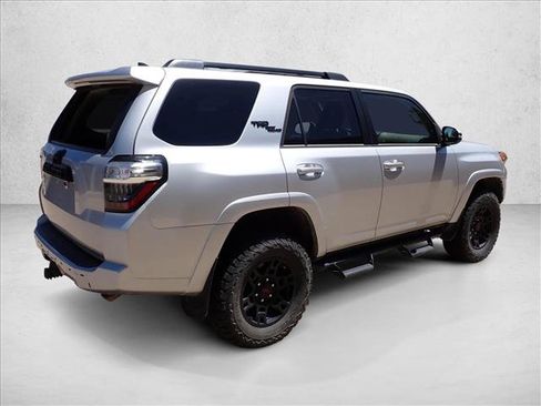 Used 2019 Toyota 4Runner TRD Off-Road Premium AWD/4WD image 3