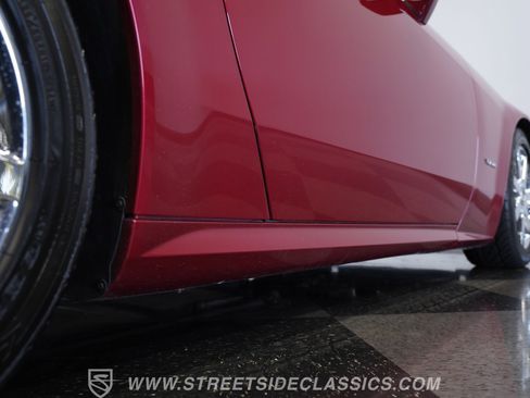 Used 2005 Cadillac XLR image 37