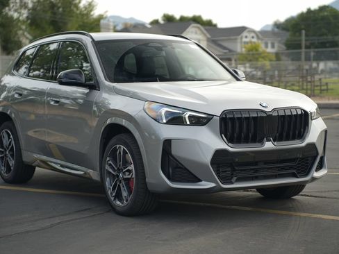 New 2026 BMW X1 xDrive28i w/ Technology Package AWD/4WD image 7
