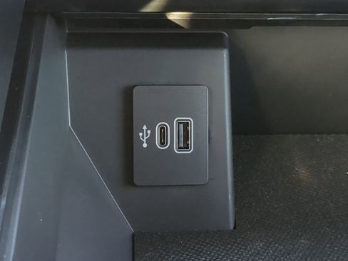 New 2025 Ford F150 Lariat w/ Equipment Group 501A Mid image 56