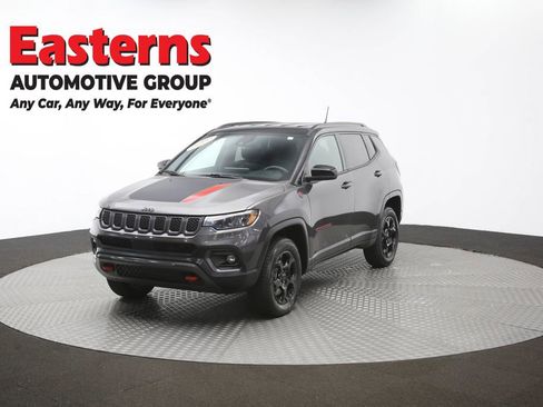 Used 2023 Jeep Compass Trailhawk AWD/4WD image 53