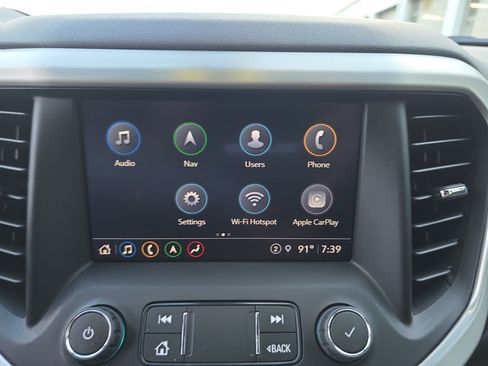 Used 2022 GMC Acadia SLT w/ Elevation Edition FWD image 22