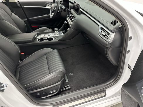 Certified 2026 Genesis G70 2.5T Prestige AWD/4WD image 25
