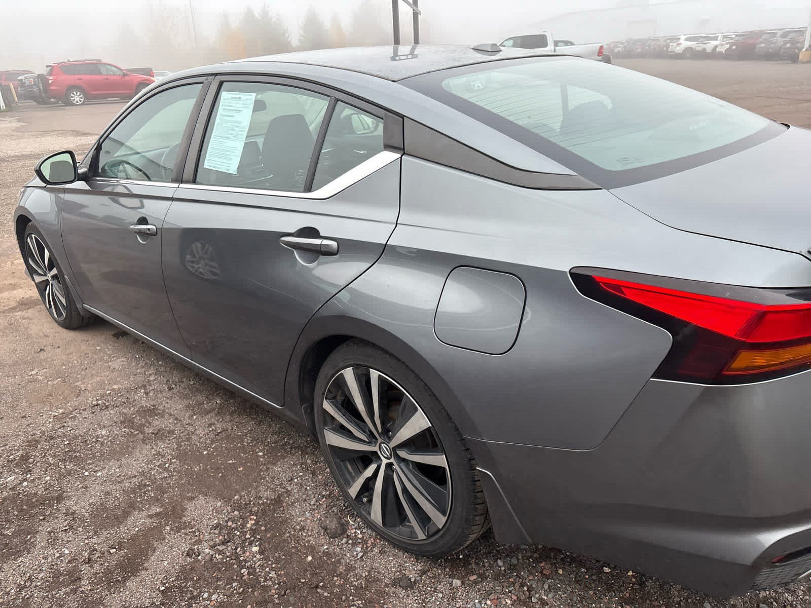 Used 2020 Nissan Altima 2.5 SR FWD image 14