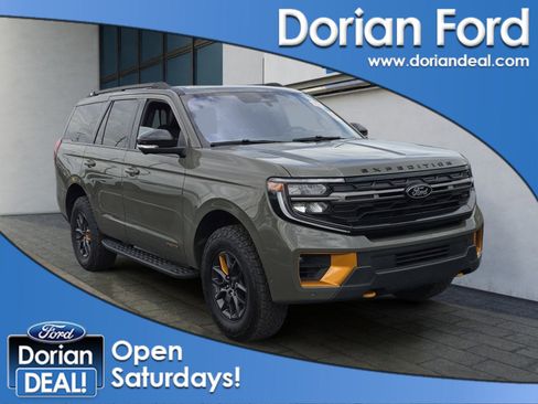 Used 2025 Ford Expedition Tremor AWD/4WD image 1