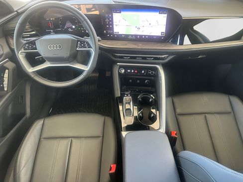 Used 2025 Audi Q5 Premium AWD/4WD image 15