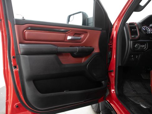 Used 2019 RAM 1500 Rebel w/ Rebel Level 2 Equipment Group AWD/4WD image 19