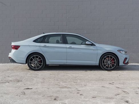 Certified 2025 Volkswagen Jetta GLI Autobahn image 8