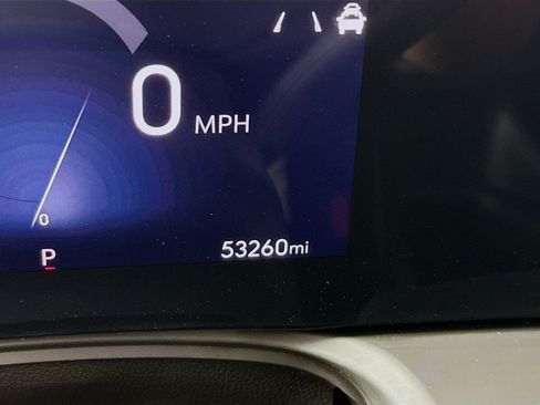 Used 2024 Buick Encore GX Sport Touring AWD/4WD image 13