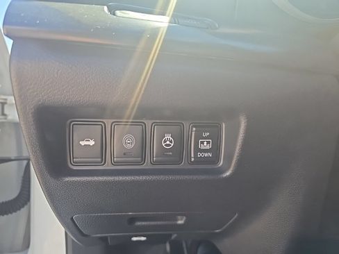 Used 2022 Nissan Maxima Platinum FWD image 17