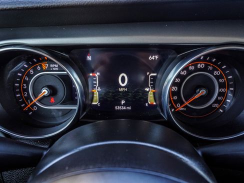 Used 2021 Jeep Gladiator Willys image 18