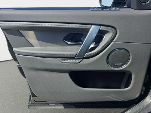 New 2026 Land Rover Discovery Sport Landmark AWD/4WD image 27