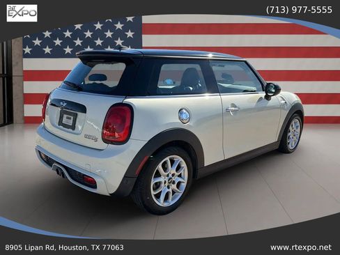 Used 2018 MINI Cooper S image 5