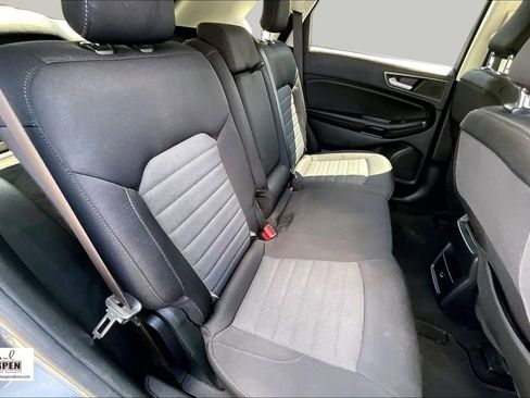 Used 2022 Ford Edge SE w/ Black Appearance Package AWD/4WD image 26