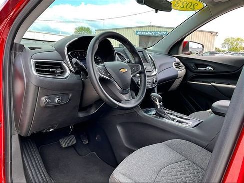 Used 2023 Chevrolet Equinox LT image 8