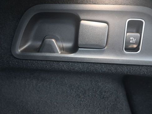 New 2026 Mercedes-Benz GLE 53 AMG 4MATIC Coupe image 24