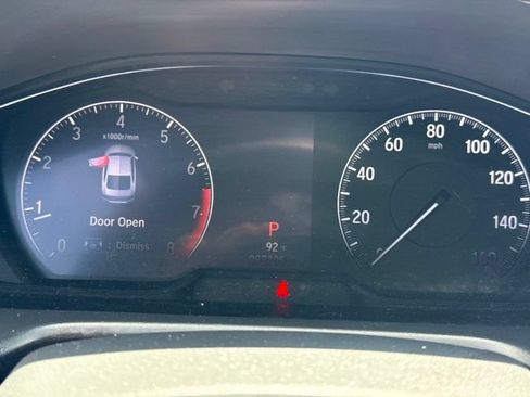 Used 2019 Honda Accord EX image 19