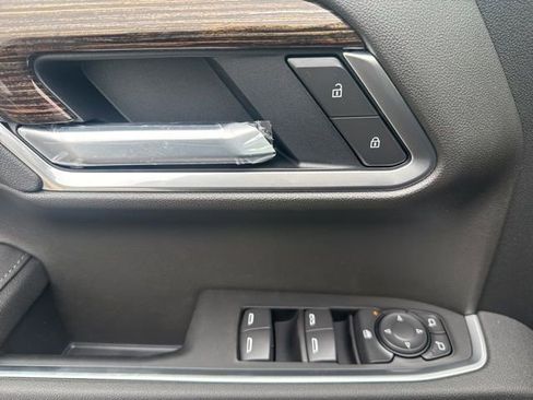 New 2026 GMC Sierra 1500 Elevation image 13
