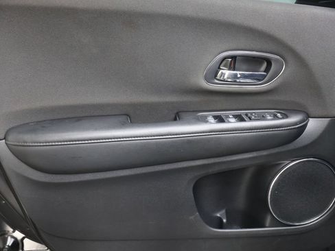 Used 2022 Honda HR-V EX image 15