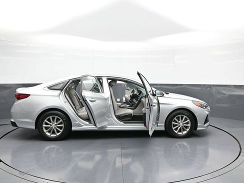 Used 2018 Hyundai Sonata SE FWD image 41