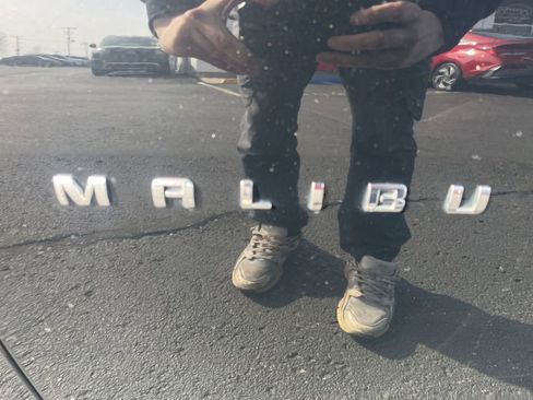 Used 2024 Chevrolet Malibu LT image 16