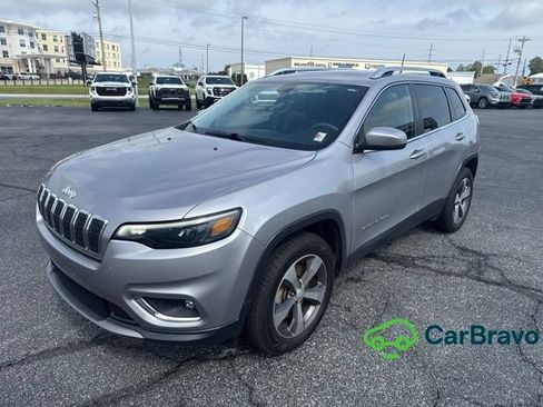 Used 2019 Jeep Cherokee Limited AWD/4WD image 7