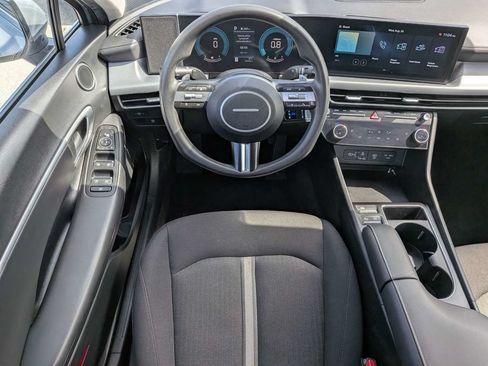 Used 2025 Hyundai Sonata SEL FWD image 14