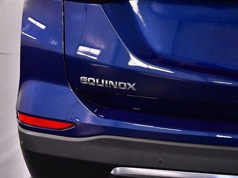 Used 2022 Chevrolet Equinox LT image 10