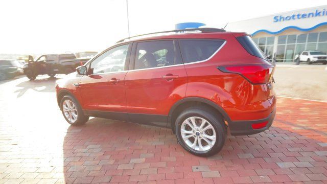 Used 2019 Ford Escape SEL AWD/4WD image 7