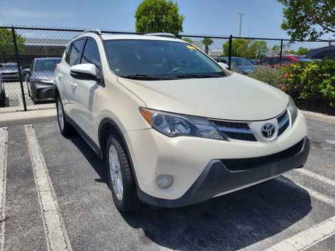 Used 2013 Toyota RAV4 Limited FWD image 2