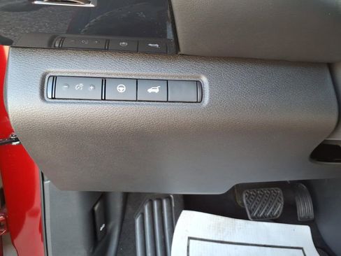 New 2026 Nissan Pathfinder SV AWD/4WD image 16
