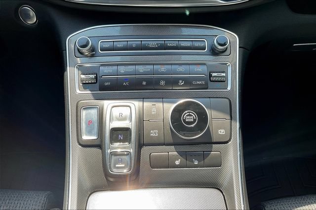 Used 2023 Hyundai Santa Fe SEL FWD image 17