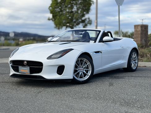 Used 2020 Jaguar F-TYPE Convertible image 2